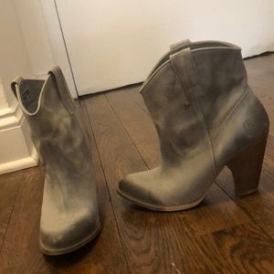 Distressed cowboy bootie